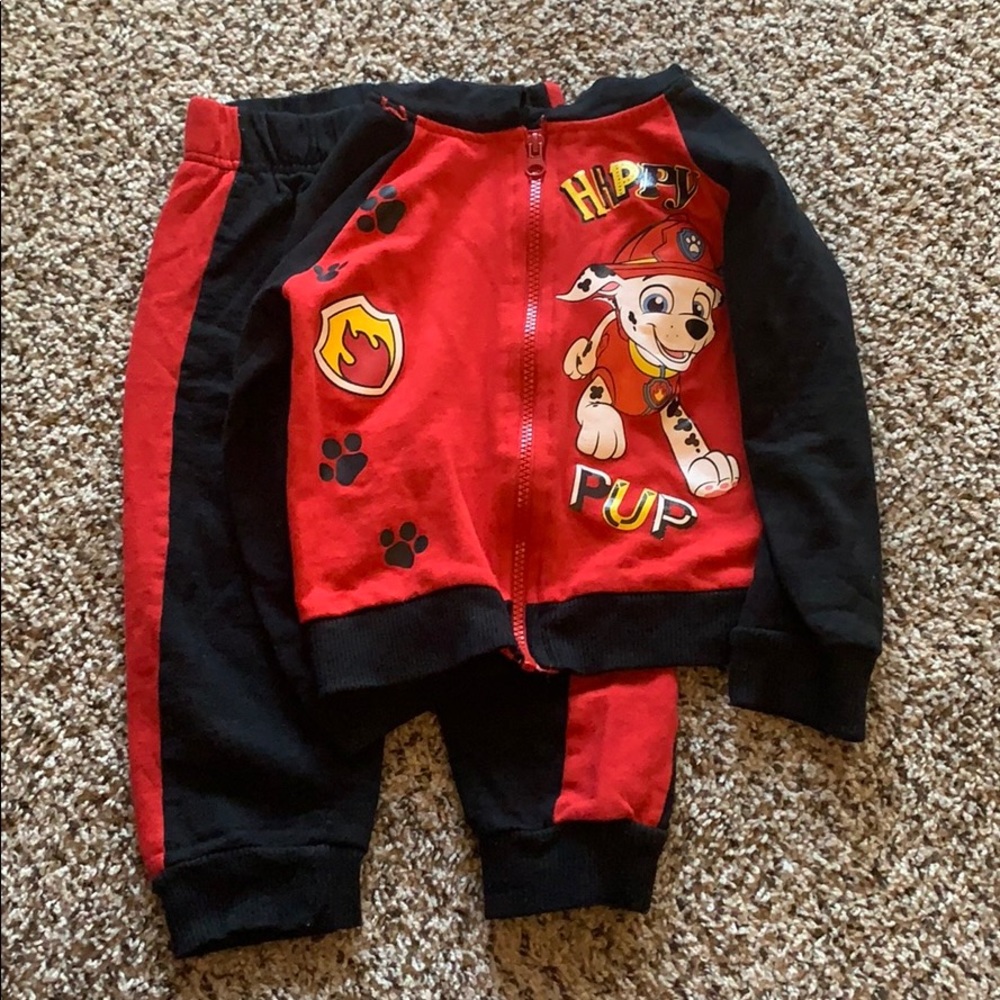 Light weight jogging suit